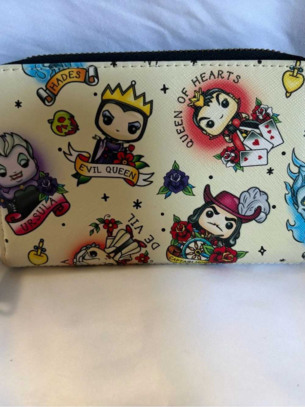 Loungefly Cream Multi Disney Villains Pop! Zip Wallet